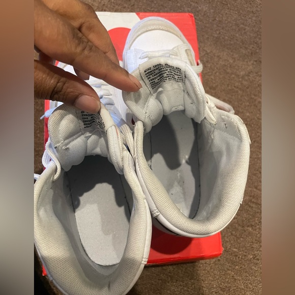 Nike Blazer MID ‘77 - Picture 8 of 10